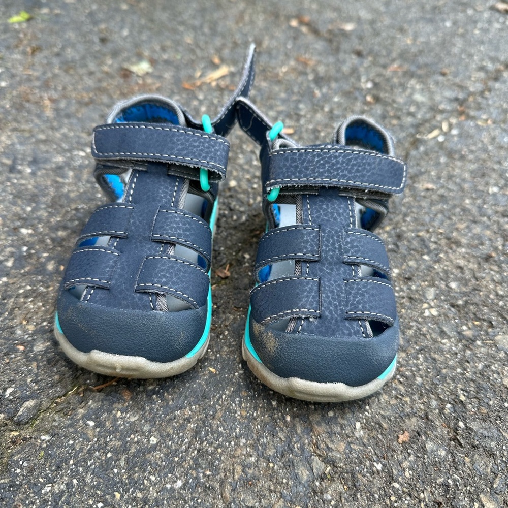 See Kai Run Blue Sporty Sandals with Velcro Straps